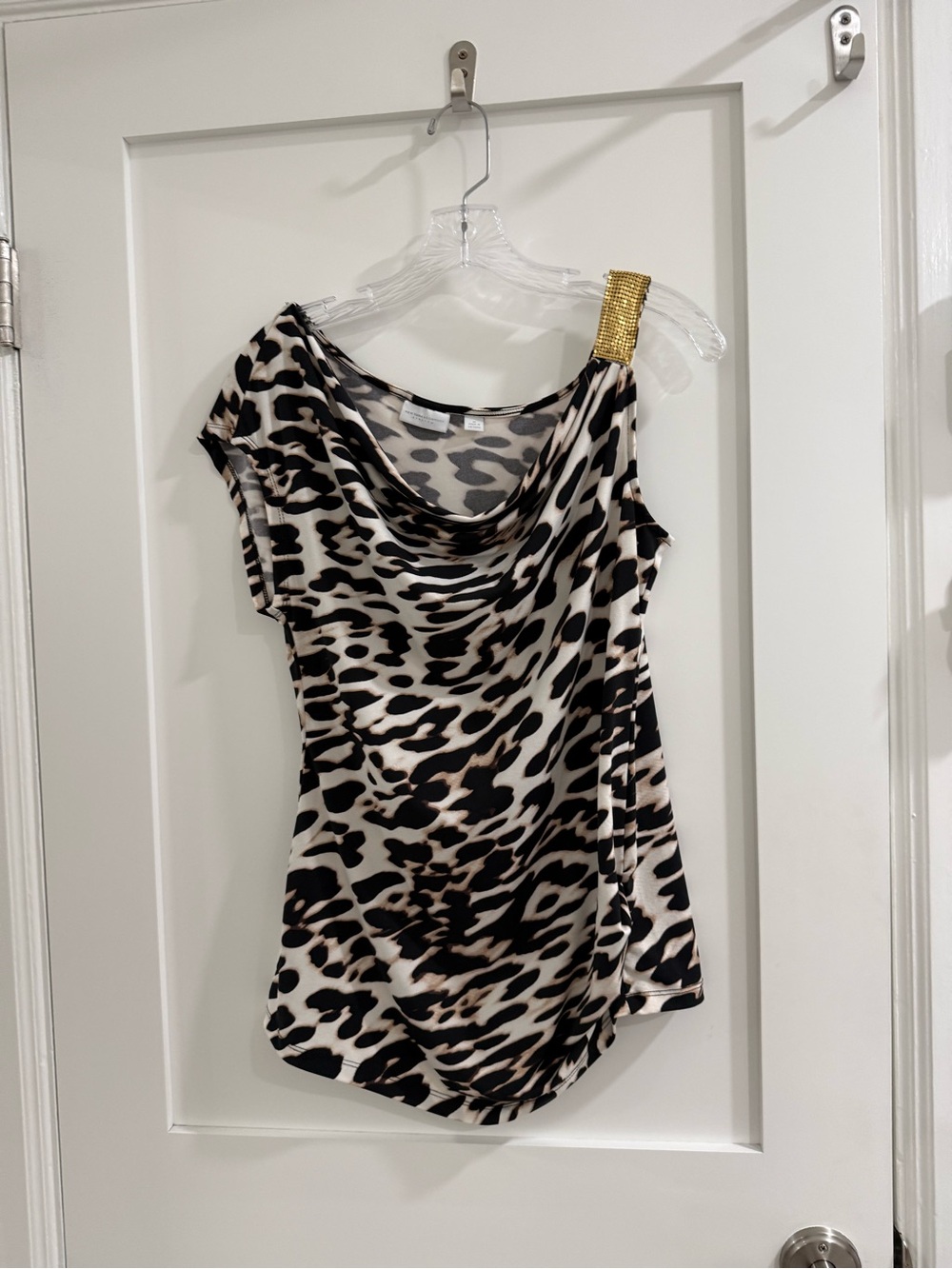 Y2K New York & Company Stretch offwhite cheetah print asymmetric tunic